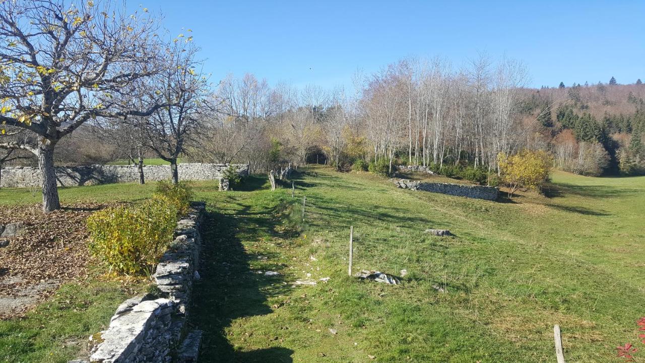 Gite Bard Des Ours Saint-Martin-en-Vercors ภายนอก รูปภาพ