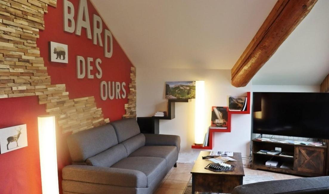 Gite Bard Des Ours Saint-Martin-en-Vercors ภายนอก รูปภาพ